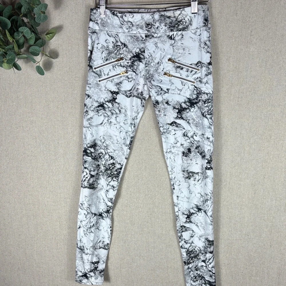 Varley > Marble Leggings with Zip Pockets White/Black Extra Small - Picture 6 of 8
